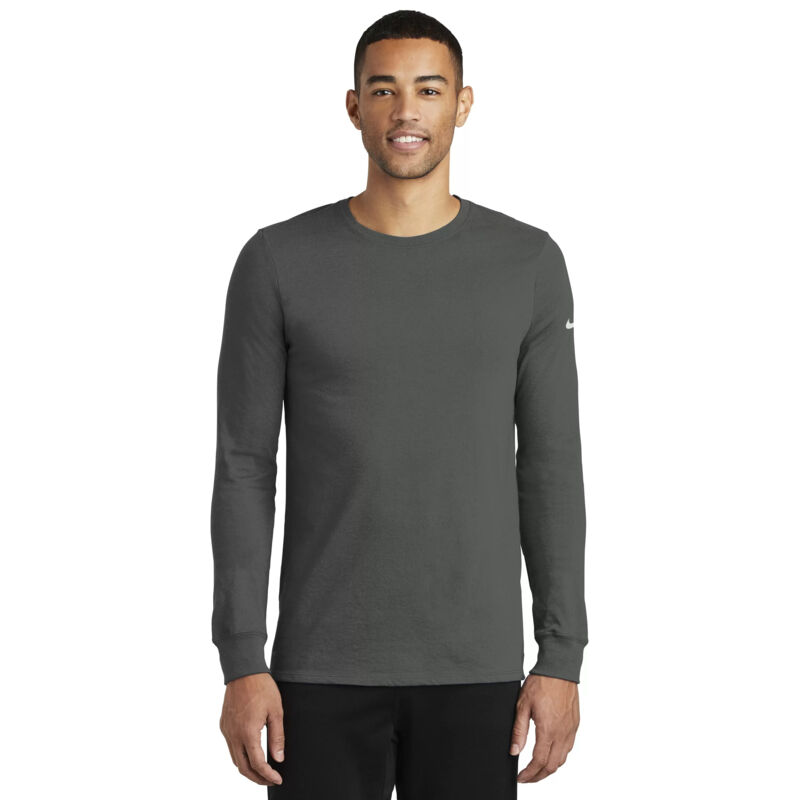 NIKE Dri-FIT COTTON/POLY LONG SLEEVE TEE. Thumbnail